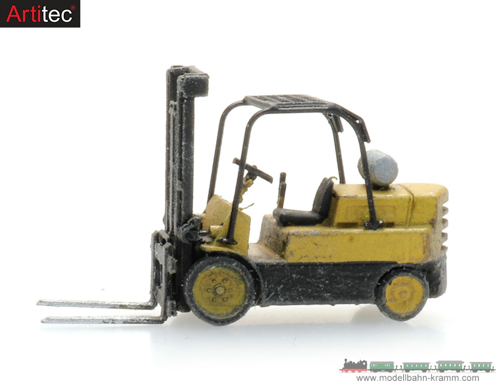 Artitec 322.039, EAN 8720168704030: Z Gabelstapler 7 tonnen Fertigmodell