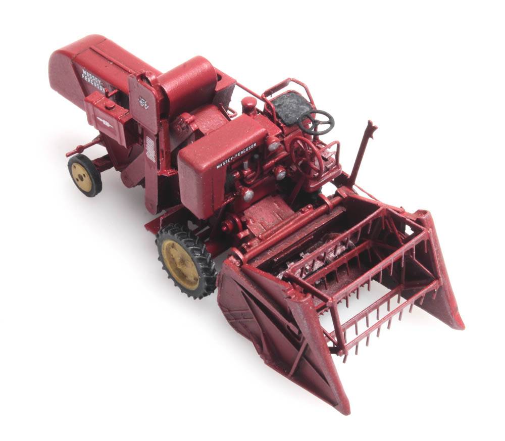 Artitec 387.337, EAN 8719214083021: H0 Mähdrescher Massey-Ferguson MF 830 Fertigmodell