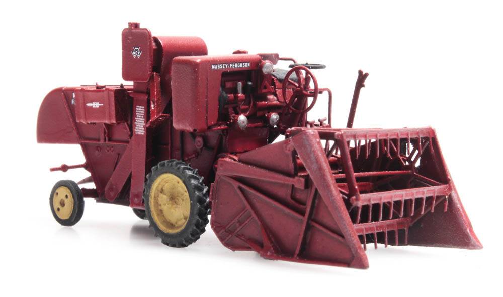 Artitec 387.337, EAN 8719214083021: H0 Mähdrescher Massey-Ferguson MF 830 Fertigmodell