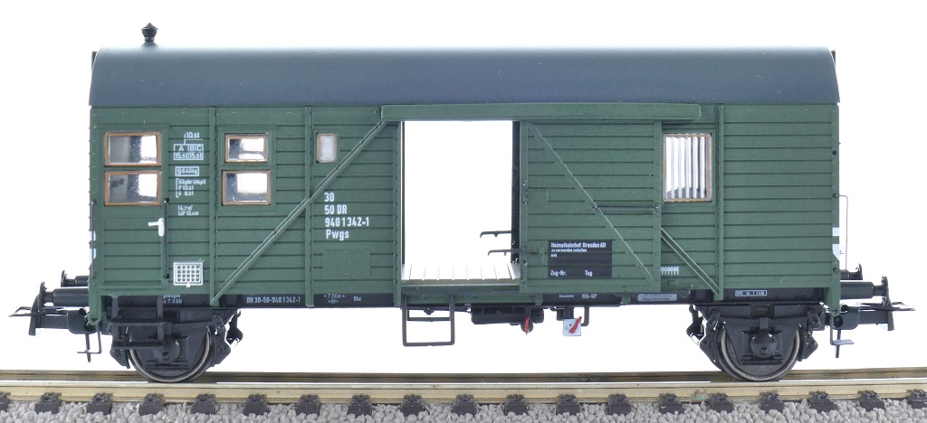 Exact-train 23648 DR Güterzugbegleitwagen Pwgs44 Ep.4