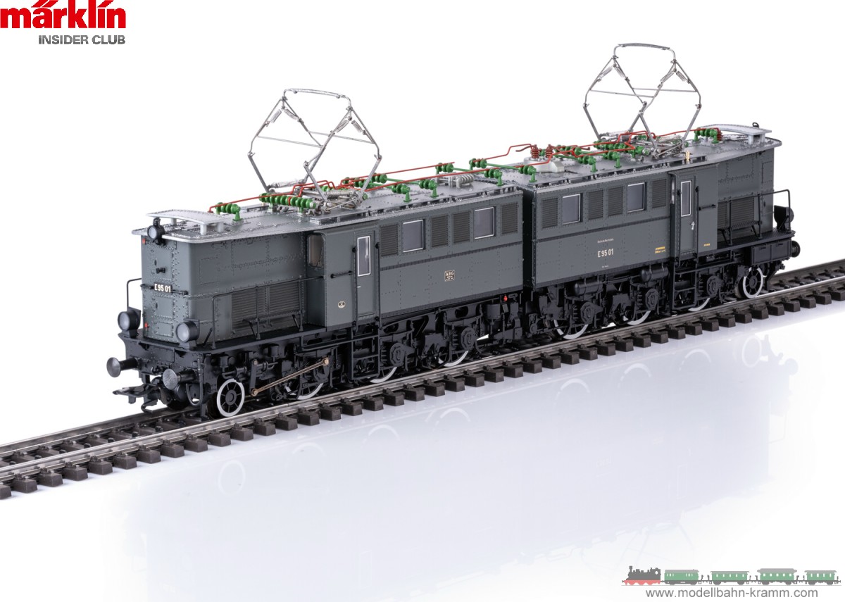 Modellbahn-Kramm: Märklin 38950 Class E 95 Electric Locomotive