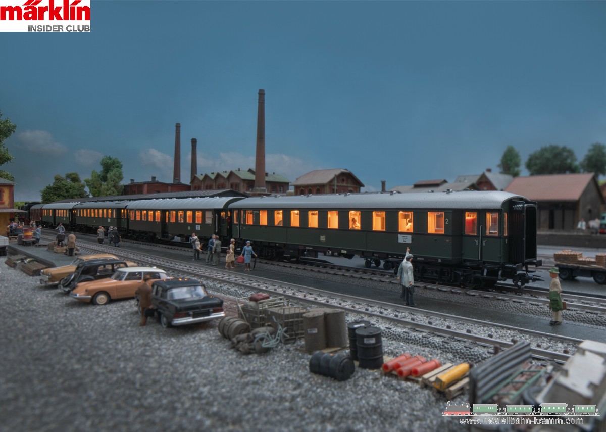 Märklin 41329, EAN 4001883413297: H0 Personenzug mit Güterwagen DB