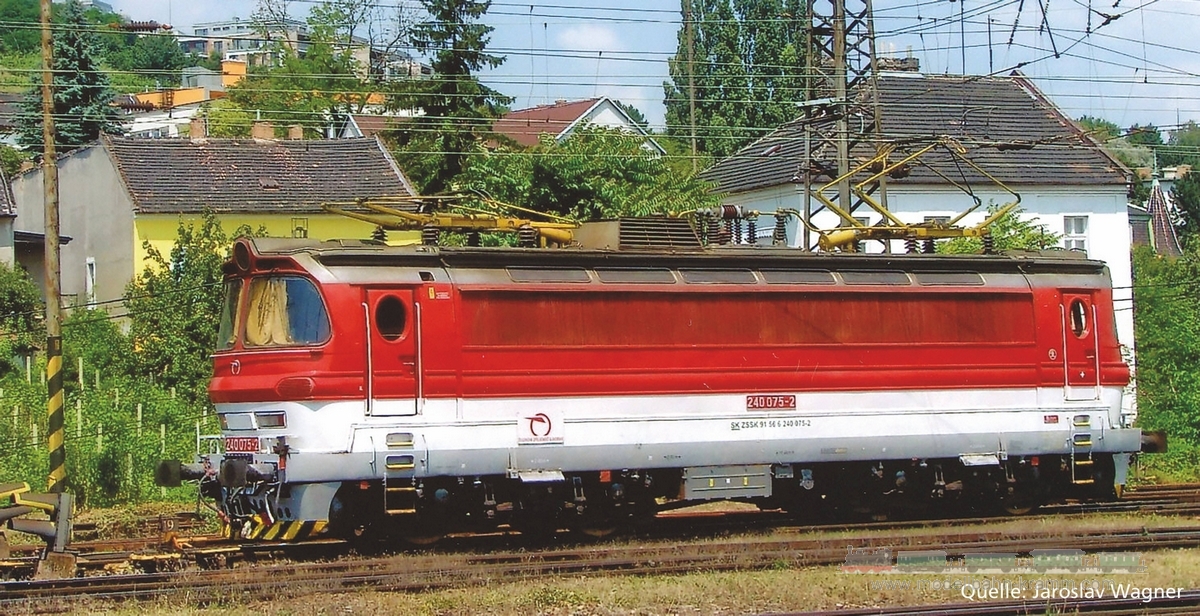 Piko 51388, EAN 4015615513889: Electric locomotive series 240 of the ZSR, era V, with sound