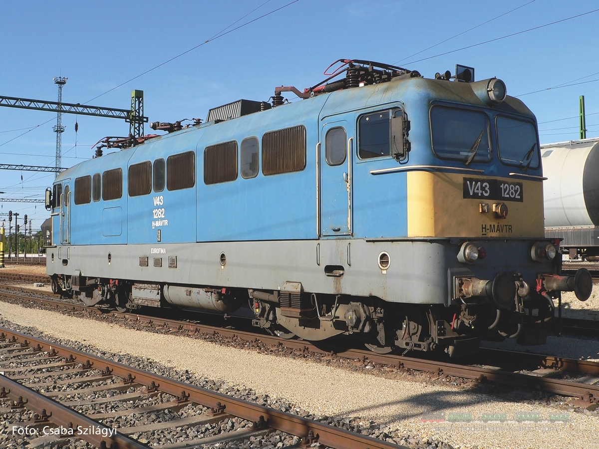 Piko 51430, EAN 4015615514305: Electric locomotive series V 43 of the MAV, era VI