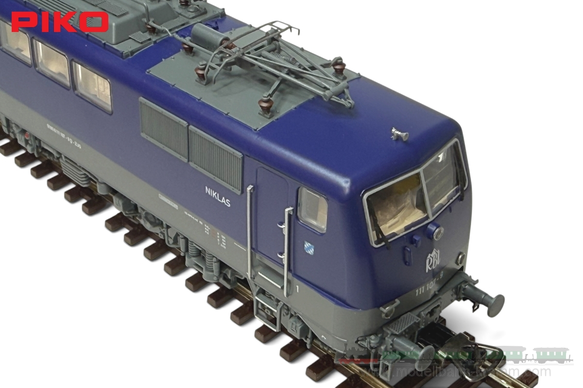 Piko 71315, EAN 4015615713159: H0 DC Sound E-Lok BR 111 Raill Bavaria