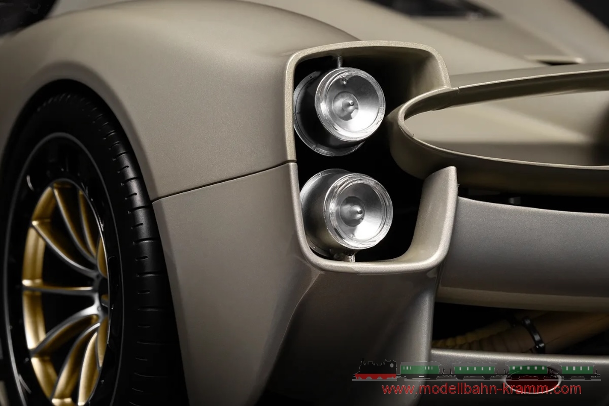 Pocher HK120, EAN 2000075735706: 1:8 Bausatz Pagani Utopia