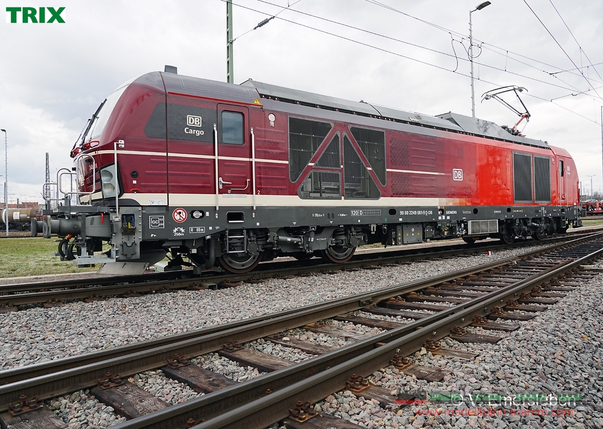 TRIX 25293, EAN 4028106252938: H0 DC Sound Zweikraftlokomotive Baureihe 249 DBAG