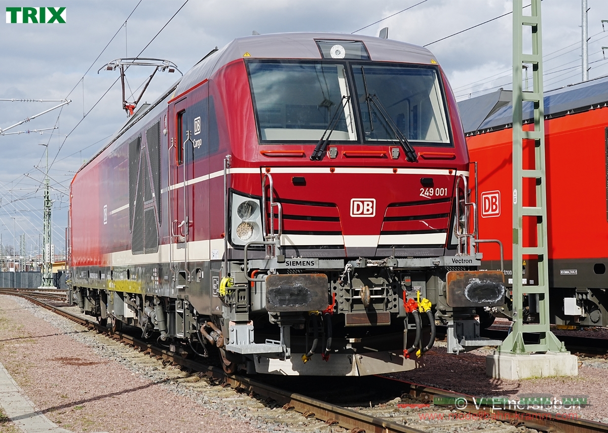 TRIX 25293, EAN 4028106252938: H0 DC Sound Zweikraftlokomotive Baureihe 249 DBAG