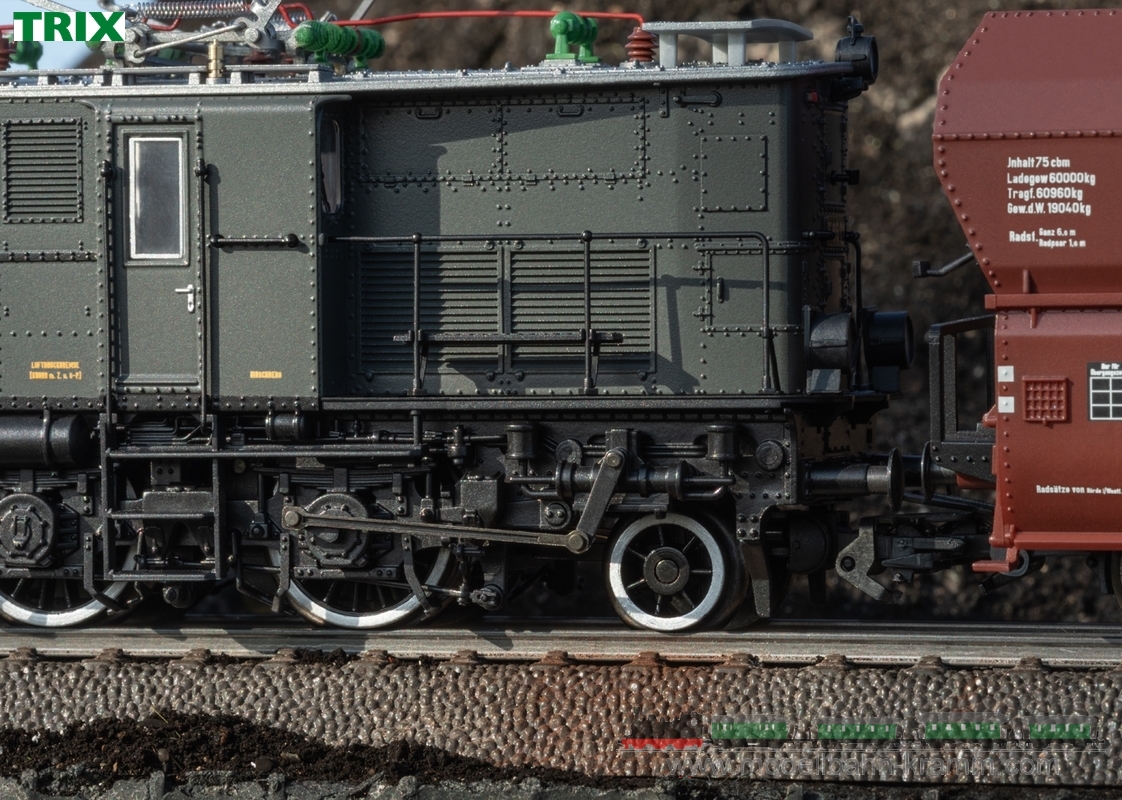 TRIX 25950, EAN 4028106259500: H0 DC Sound Elektrolokomotive Baureihe E 95 DRG