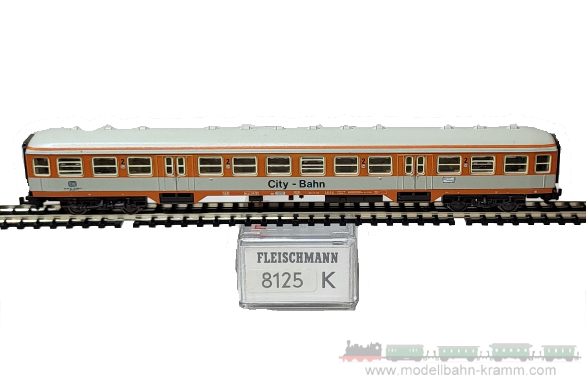 1A.second hand goods 240.0008125.K01, EAN 2000075637727: Fleischmann N 8125K Nahverkehrswagen 2. Klasse City Bahn orange/kieselgrau DB