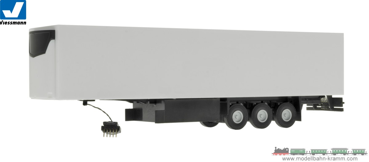 The semitrailer with rear lighting is equipped wit