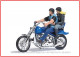 Busch-Zubehör 7860, EAN 4001738078602: H0 Action-Set: US Motorrad mit Bikerpärchen